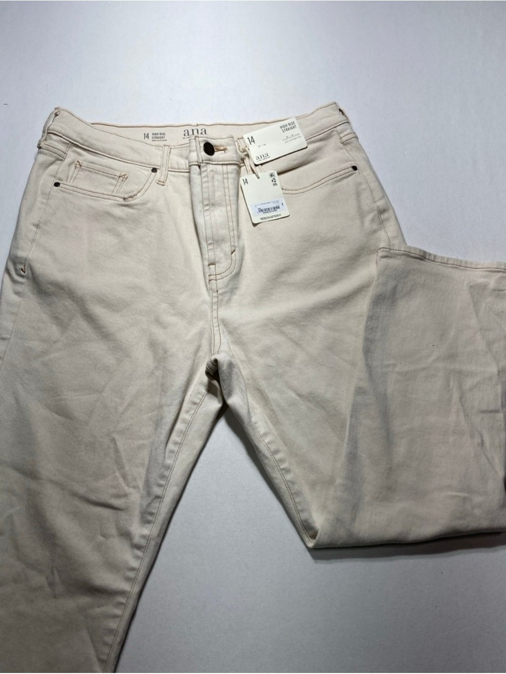 a.n.a Men’s Slim Straight Jeans in Cream